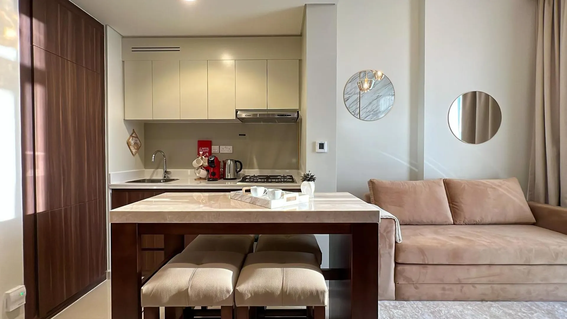 Keyrock Living - Burj Khalifa View - Reva Residence, Business Bay Dubai