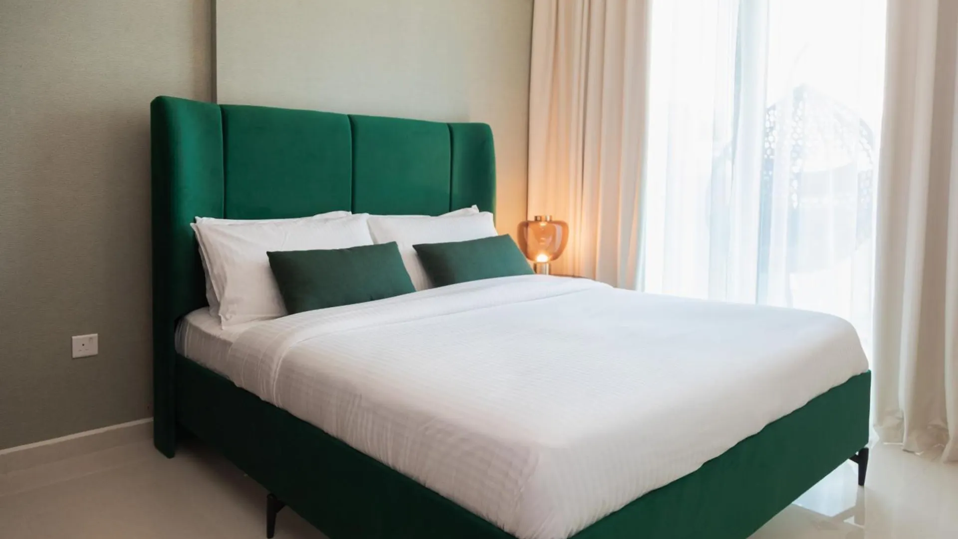 Keyrock Living - Burj Khalifa View - Reva Residence, Business Bay Dubai