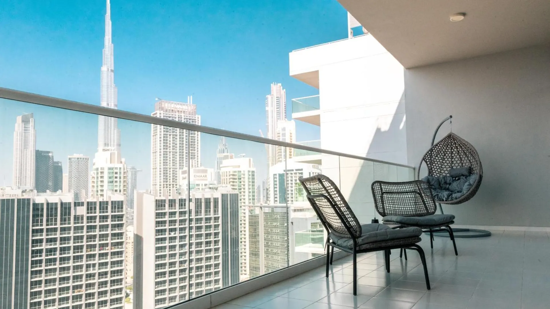 Keyrock Living - Burj Khalifa View - Reva Residence, Business Bay Dubai