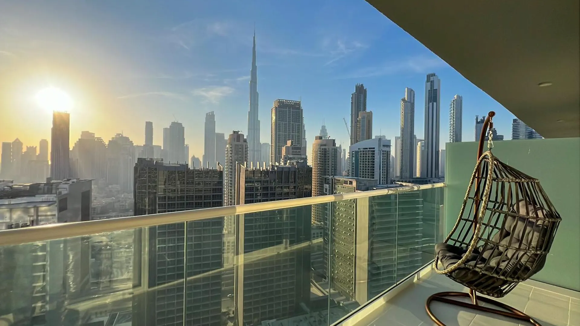 Keyrock Living - Burj Khalifa View - Reva Residence, Business Bay Dubai 0*,