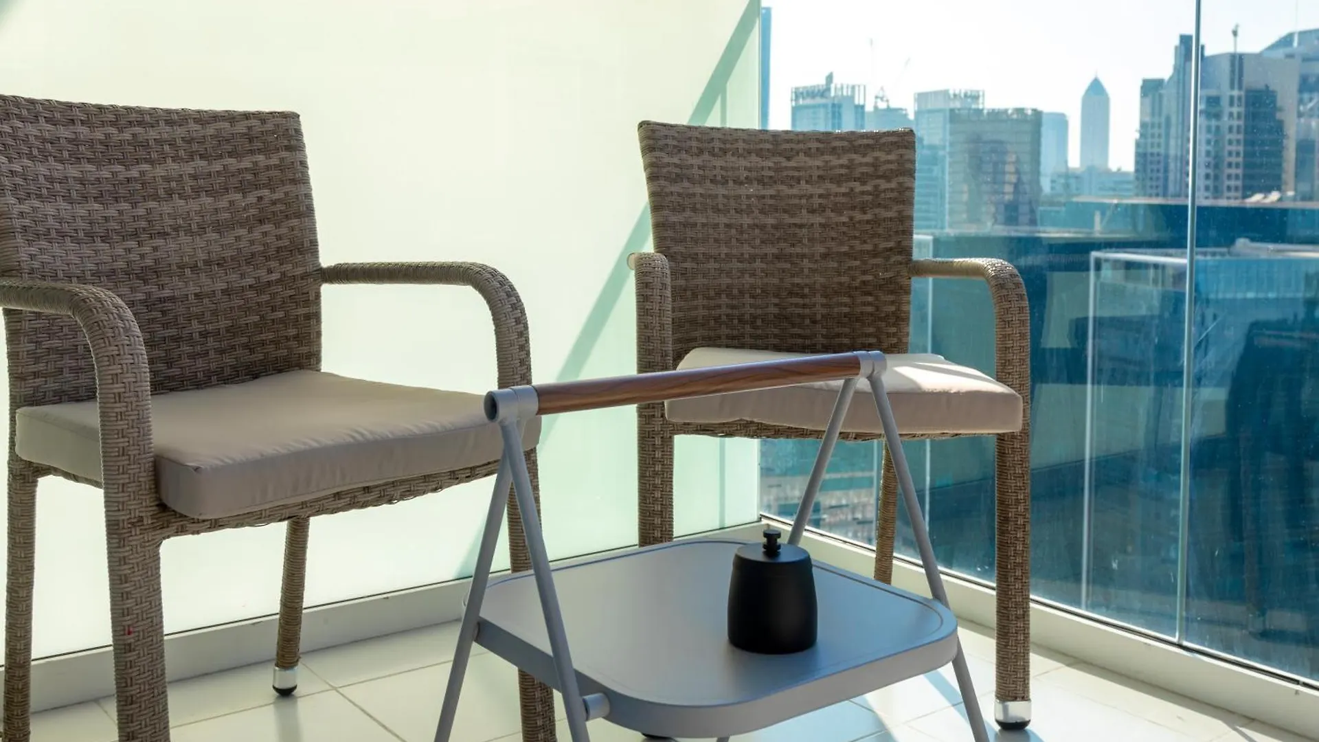 Apartment Keyrock Living - Burj Khalifa View - Reva Residence, Business Bay Dubai